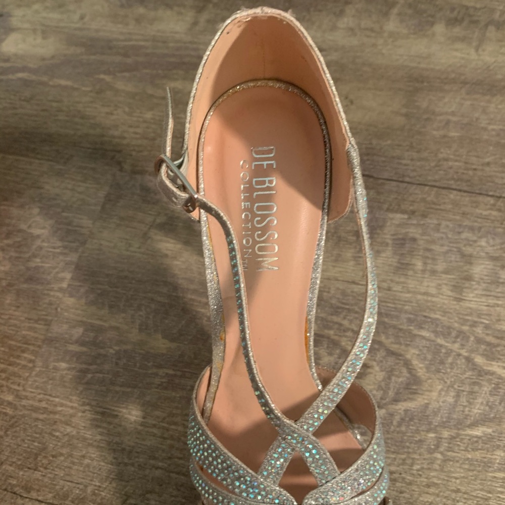 High heals - Picture 5 of 5